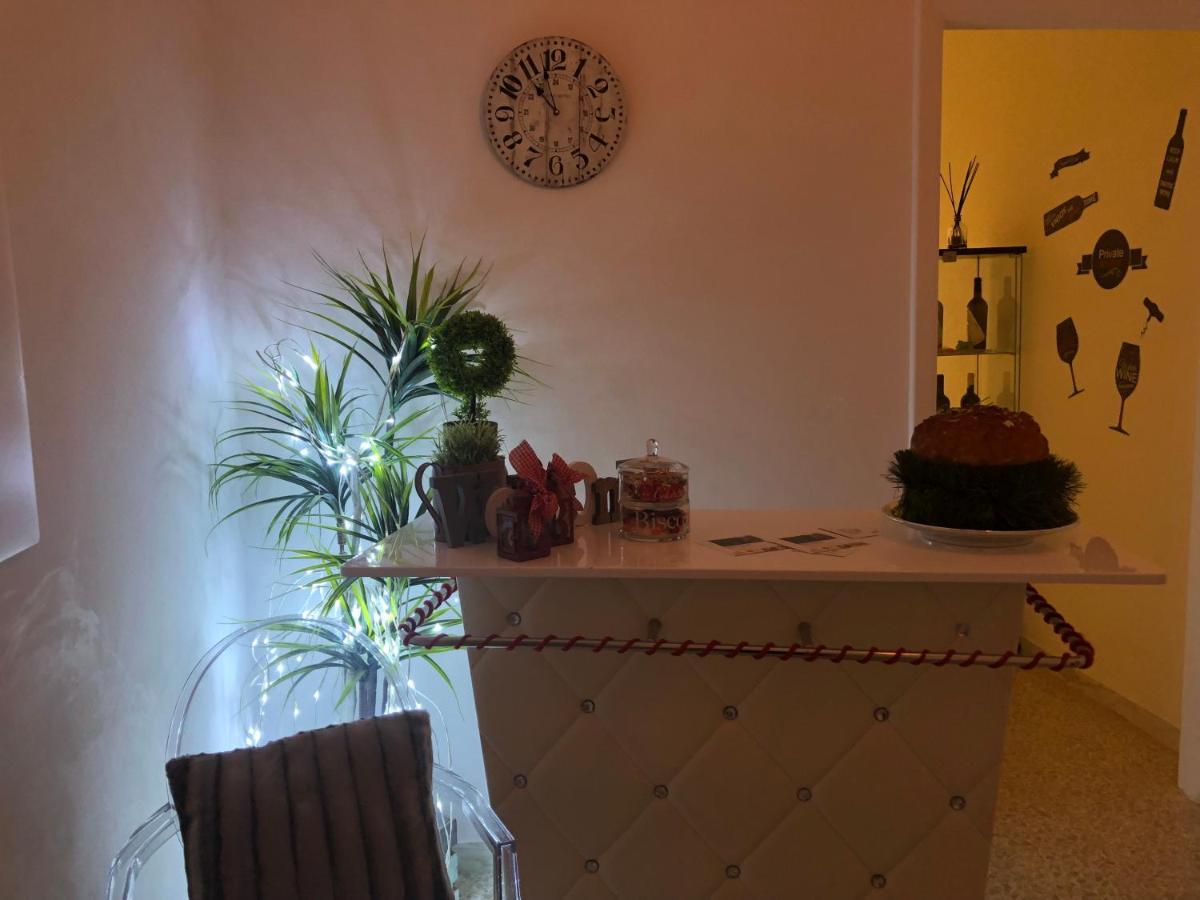 Pompei Palace B&B Bagian luar foto